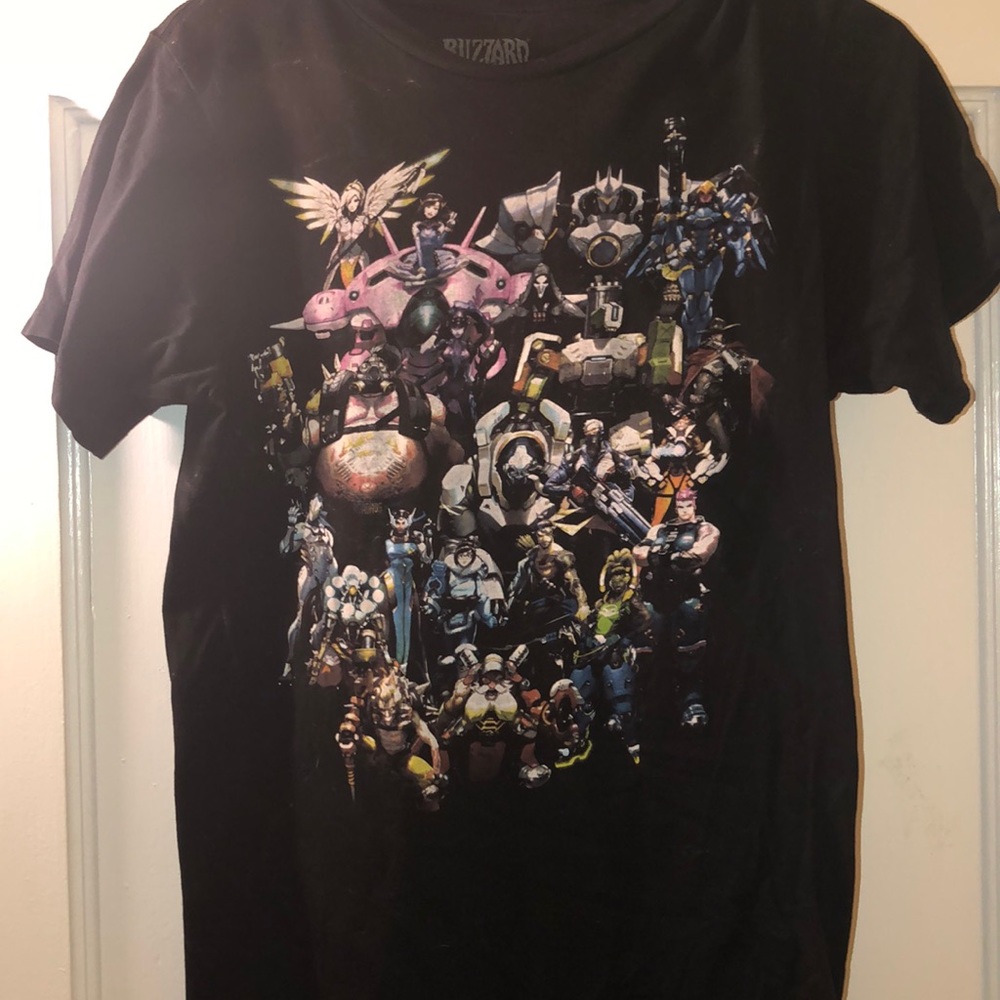 An overwatch t-shirt